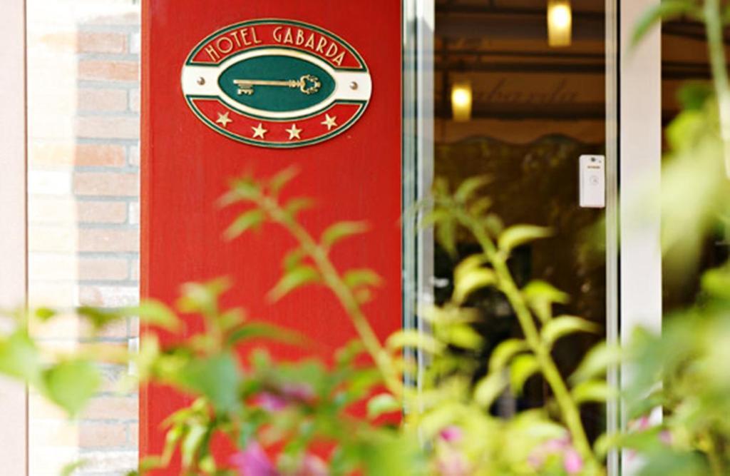 Hotel Gabarda Carpi Luaran gambar